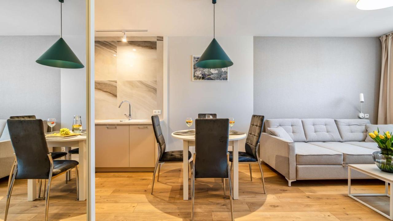 Port Krynica Apartamenty ครีนิซามอร์สกา ภายนอก รูปภาพ