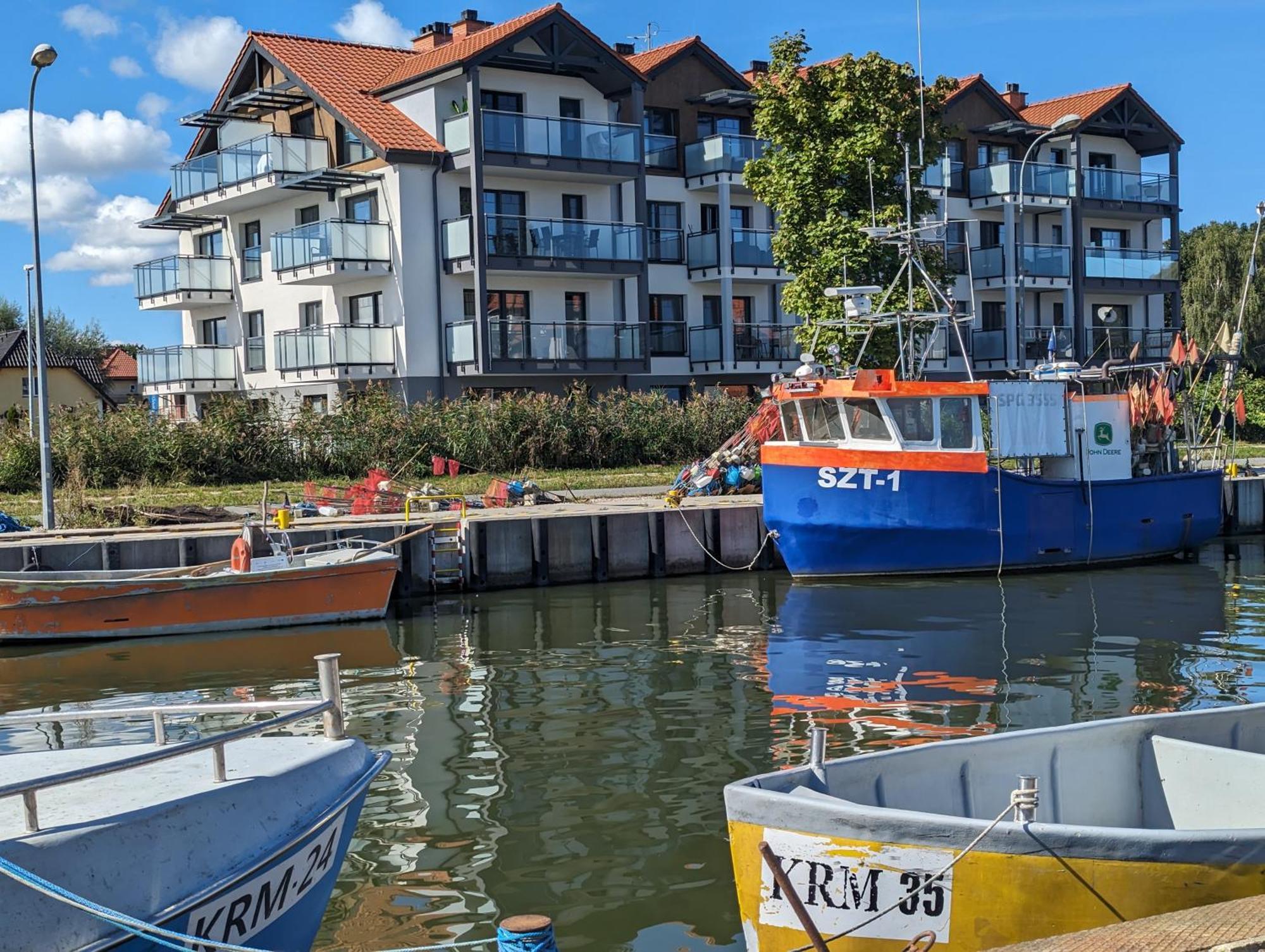 Port Krynica Apartamenty ครีนิซามอร์สกา ภายนอก รูปภาพ