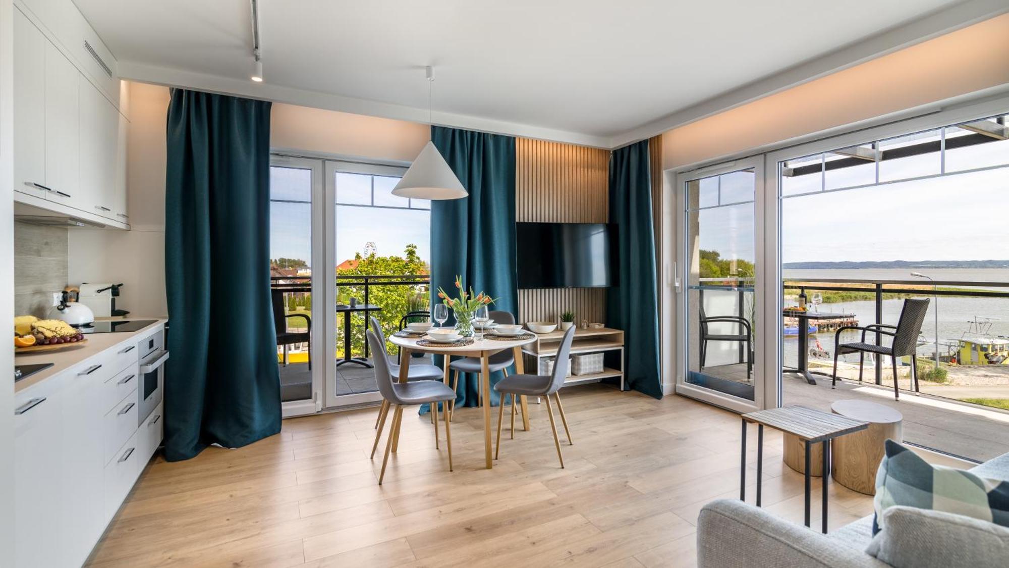 Port Krynica Apartamenty ครีนิซามอร์สกา ภายนอก รูปภาพ